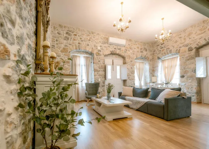 Kelly's Traditional House Of Case de vacanță