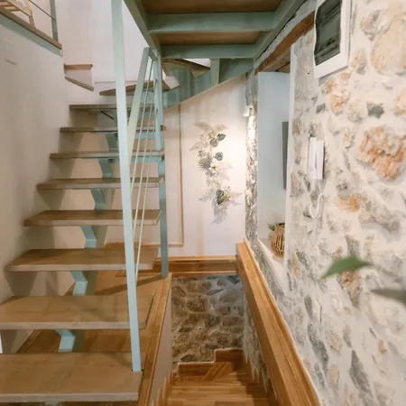 Kelly's Traditional House Of * Kálymnos